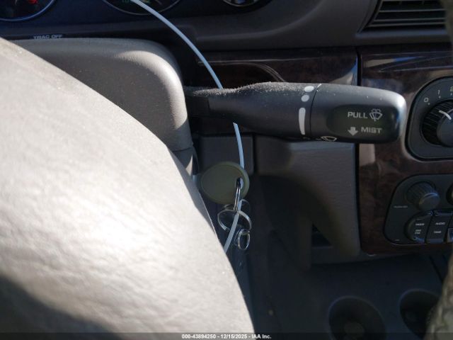 Chrysler Sebring Limited Image 9