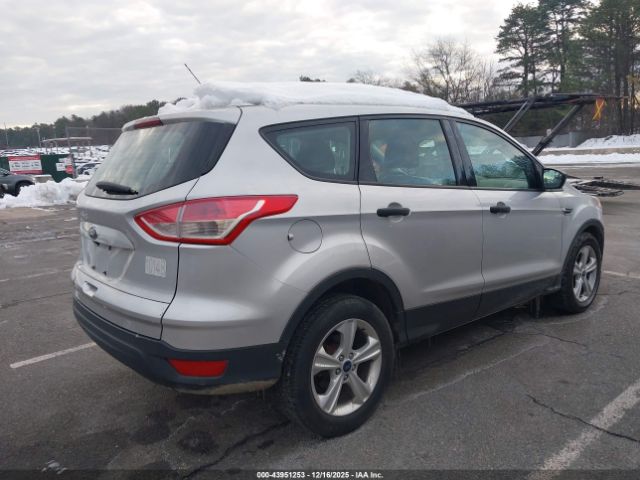 Ford Escape S Image 2