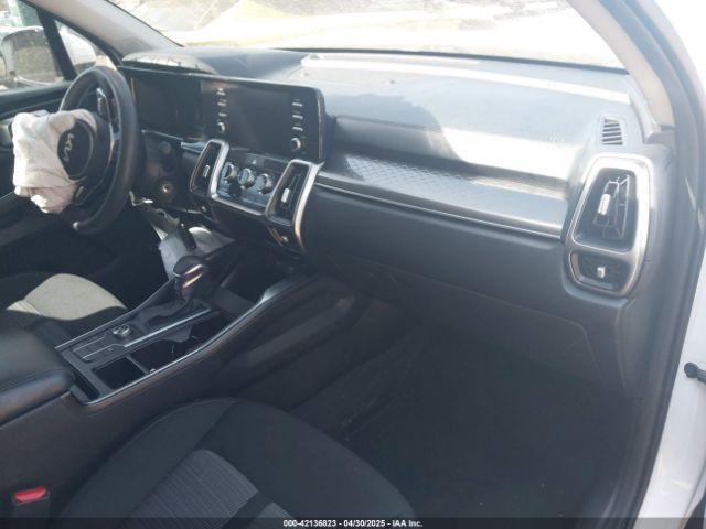 Kia Sorento Lx Image 4