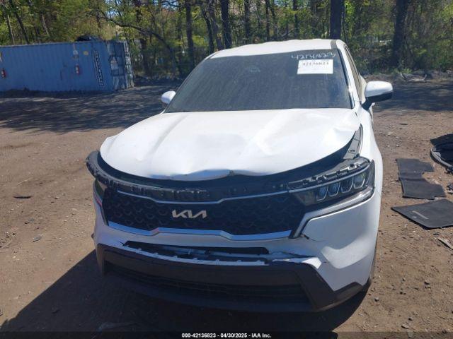 Kia Sorento Lx Image 13