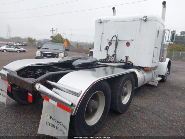 Peterbilt 379 Image 2