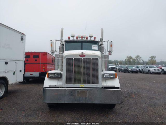 Peterbilt 379 Image 8