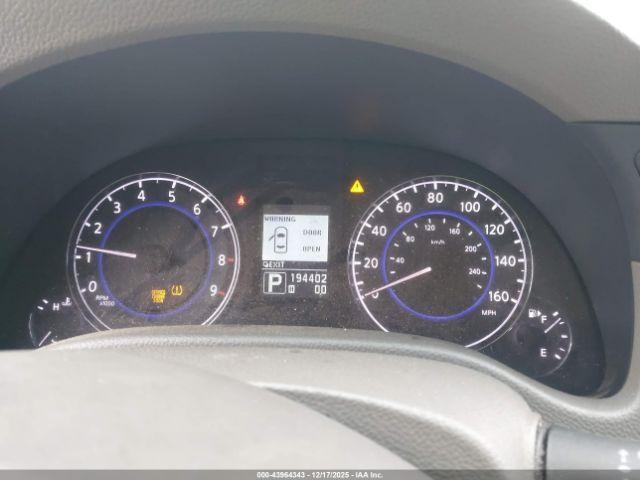 INFINITI G37x Image 12