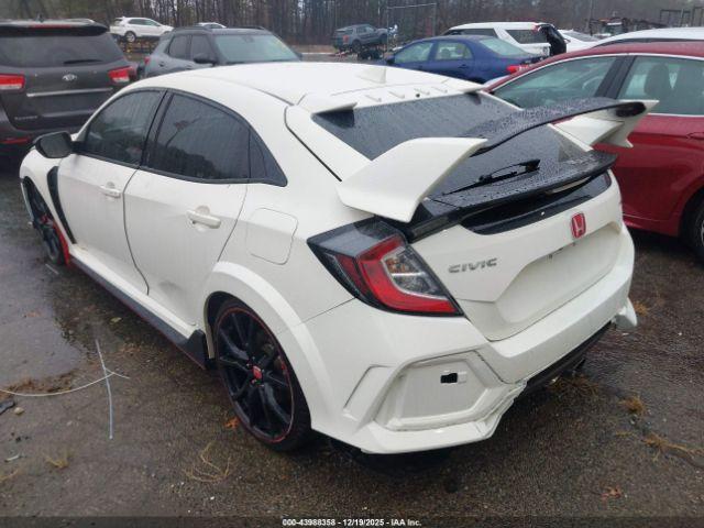 Honda Civic Touring Image 3