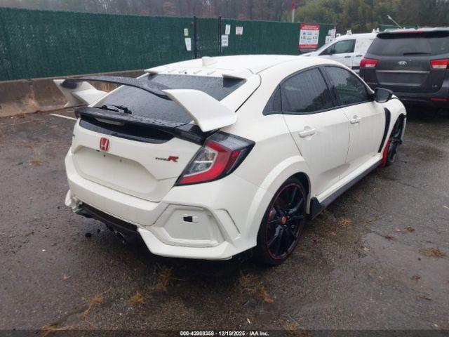 Honda Civic Touring Image 5