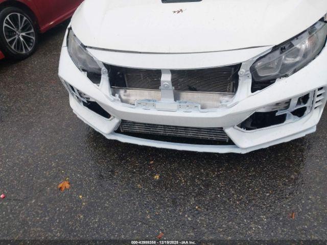 Honda Civic Touring Image 6