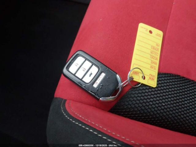 Honda Civic Touring Image 9