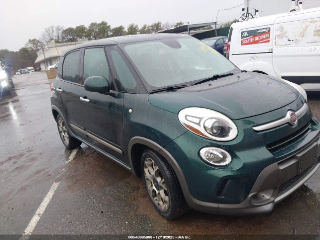 FIAT 500L Trekking Image 1