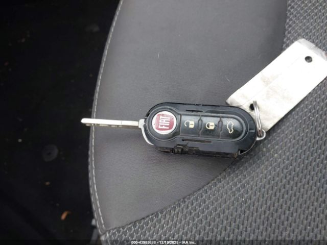 FIAT 500L Trekking Image 12