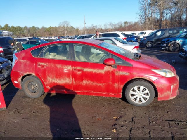 Toyota Prius Two Image 3