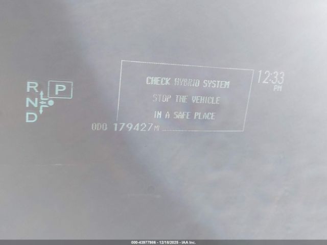 Toyota Prius Two Image 17