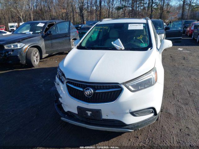 Buick Encore Essence Image 14