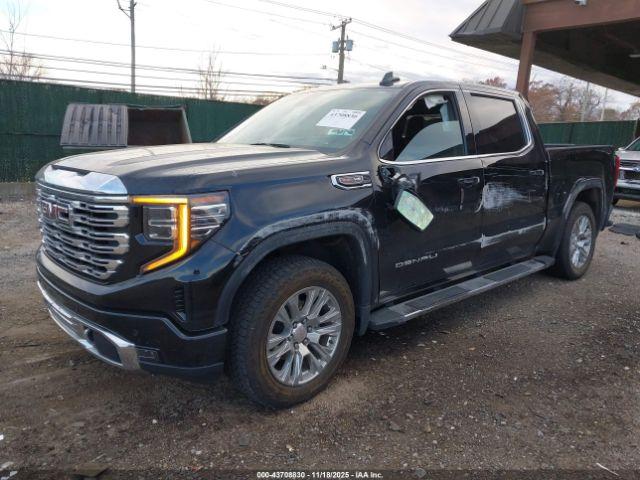 GMC Sierra 1500 4wd  Short Box Denali Image 2