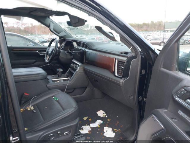 GMC Sierra 1500 4wd  Short Box Denali Image 3