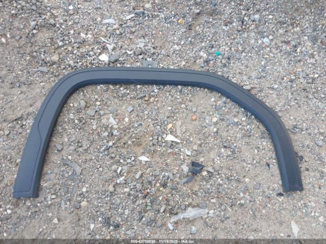 GMC Sierra 1500 4wd  Short Box Denali Image 14