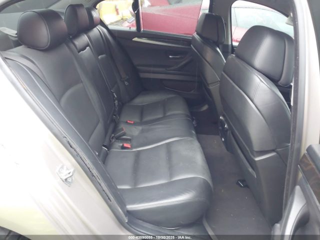 BMW 5 Series Image 9