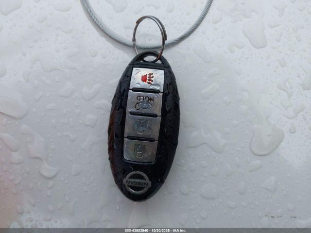 Nissan Armada Platinum Image 6