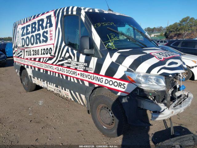  Salvage Mercedes-Benz Sprinter 2500