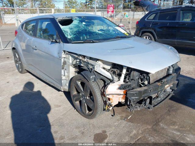  Salvage Hyundai VELOSTER