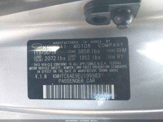 Hyundai VELOSTER Image 6