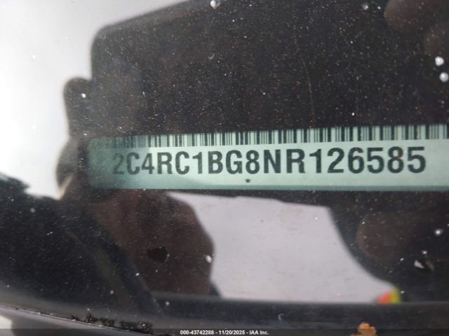 Chrysler Pacifica Touring L Image 3