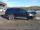 Ford Explorer Active Image 4