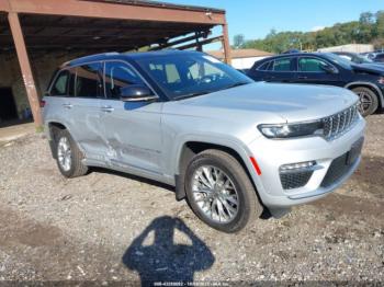  Salvage Jeep Grand Cherokee