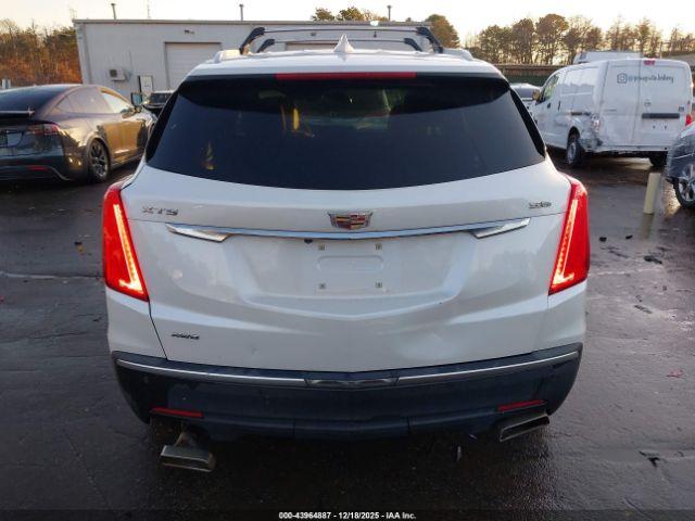Cadillac XT5 Luxury Image 3