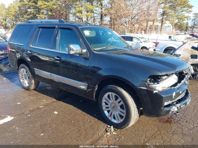  Salvage Lincoln Navigator
