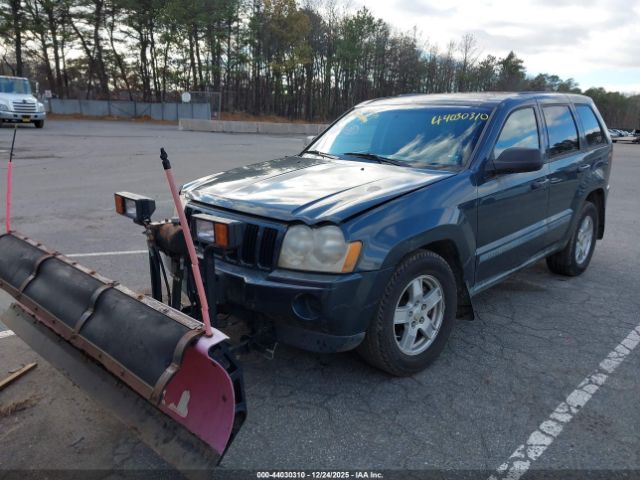 Jeep Grand Cherokee Laredo Image 3