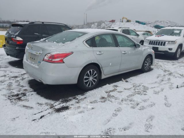 Nissan Altima 2.5 S Image 2