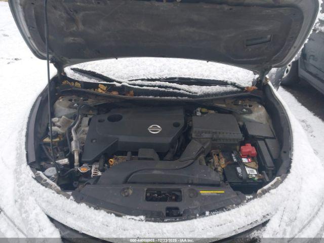 Nissan Altima 2.5 S Image 8