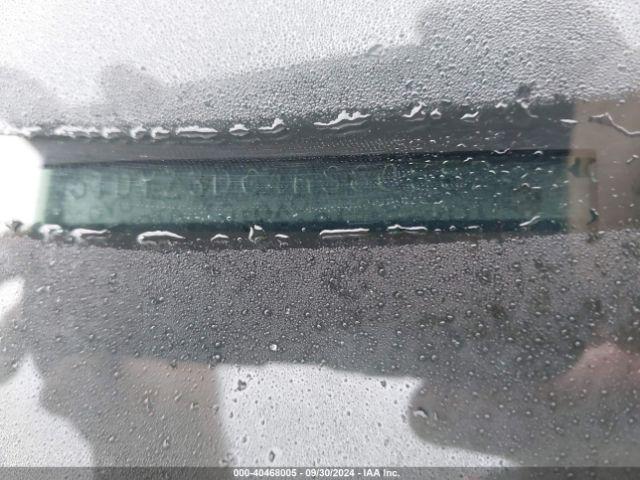 Toyota Sienna Xle 8 Passenger Image 2