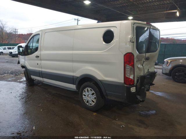 Ford Transit Image 9