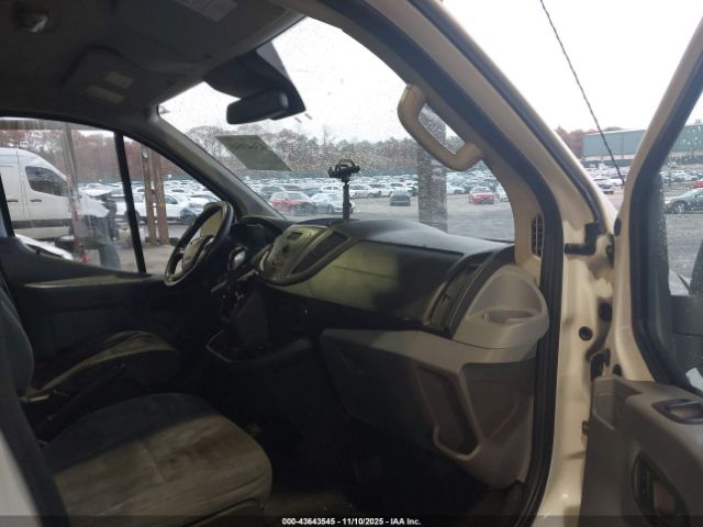 Ford Transit Image 12