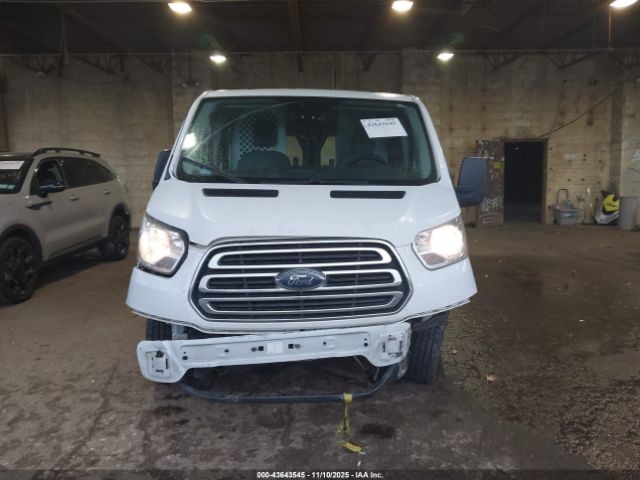 Ford Transit Image 4