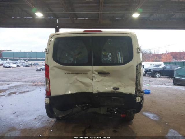 Ford Transit Image 5