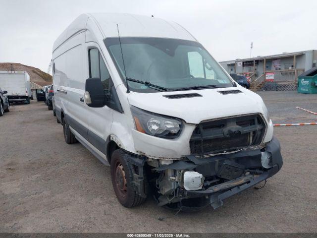 Ford Transit Image 2