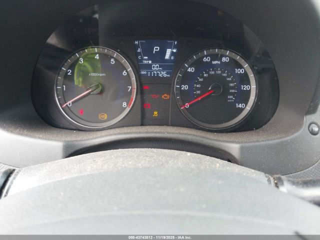 Hyundai ACCENT Gls Image 8