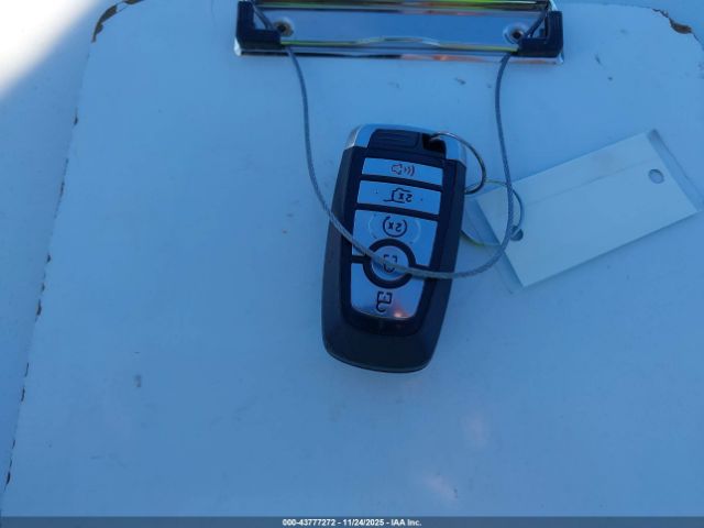 Ford Escape Phev Image 10