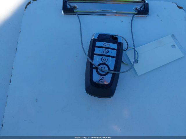 Ford Escape Phev Image 10