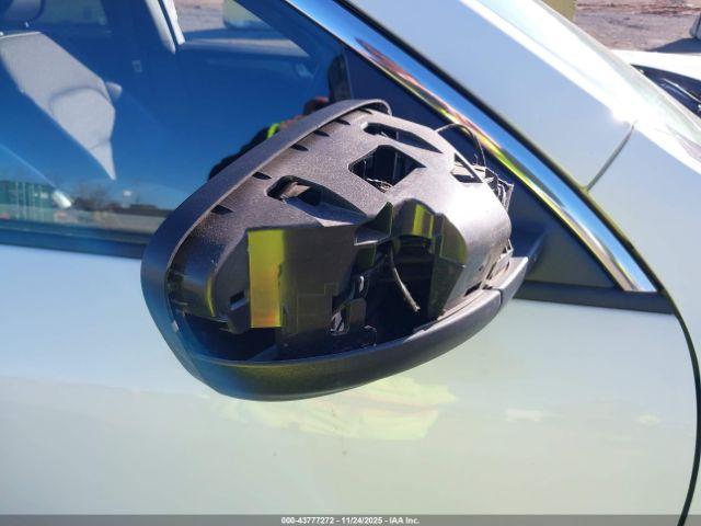 Ford Escape Phev Image 2