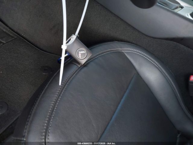 Chevrolet Corvette Stingray Image 16