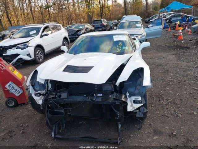 Chevrolet Corvette Stingray Image 11
