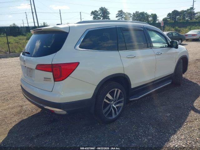 Honda Pilot Touring Image 3