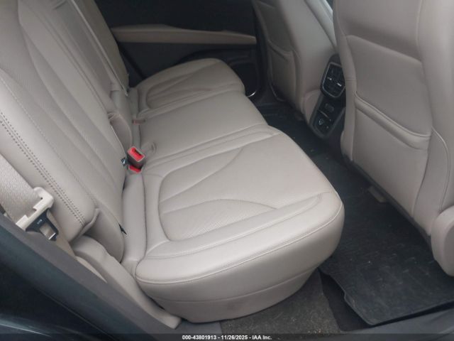 Lincoln Nautilus Reserve Image 17