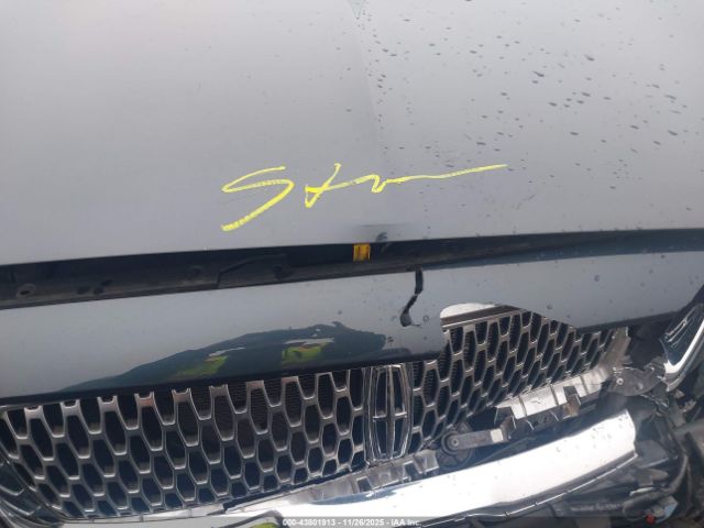 Lincoln Nautilus Reserve Image 8