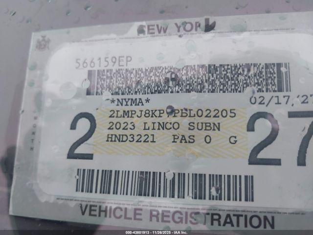 Lincoln Nautilus Reserve Image 14