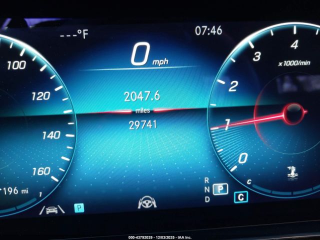 Mercedes-Benz E-Class 4matic Image 5