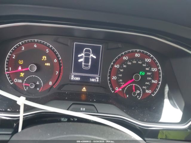 Volkswagen Jetta Image 4